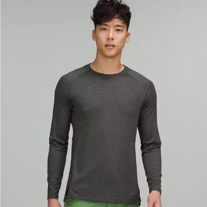 Lululemon Textured Training Long Sleeve DESIGNED FOR TRAINING Size Medium